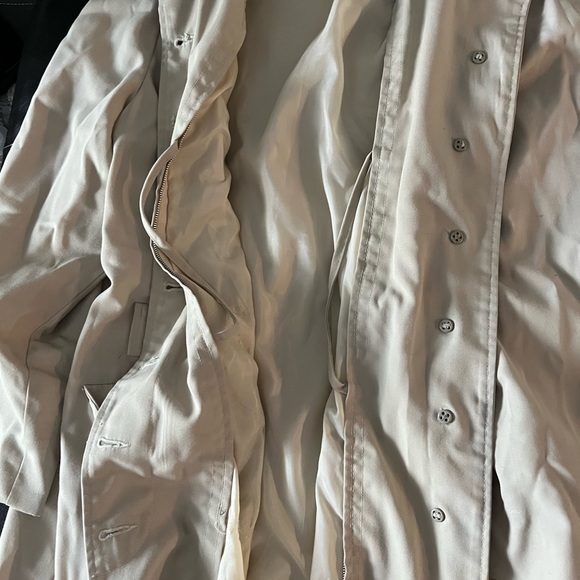 vintage trench coat - Picture 6 of 10